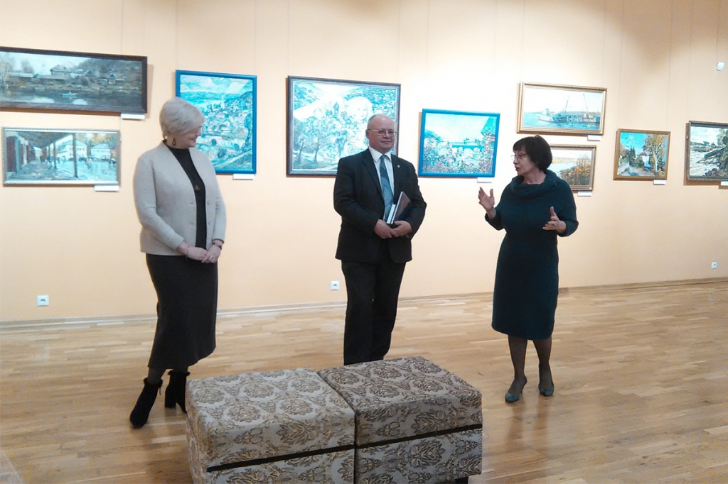 директор Плесского музея-заповедника Алла Чаянова, директор Рыбинского музея-заповедника Сергей Черкалин, зам. главы администрации по социальным вопросам Наталья Шульдина (Рыбинск).jpg Зелёный шум в Рыбинске.jpg